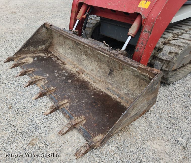 image for item LX9622 2013 Takeuchi TL12  tracked skid steer loader
