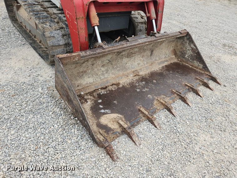 image for item LX9622 2013 Takeuchi TL12  tracked skid steer loader