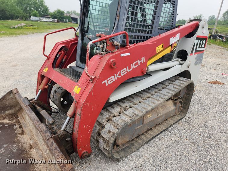 image for item LX9622 2013 Takeuchi TL12  tracked skid steer loader