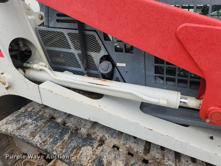image for item LX9622 2013 Takeuchi TL12  tracked skid steer loader