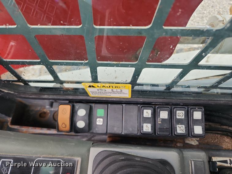 image for item LX9622 2013 Takeuchi TL12  tracked skid steer loader