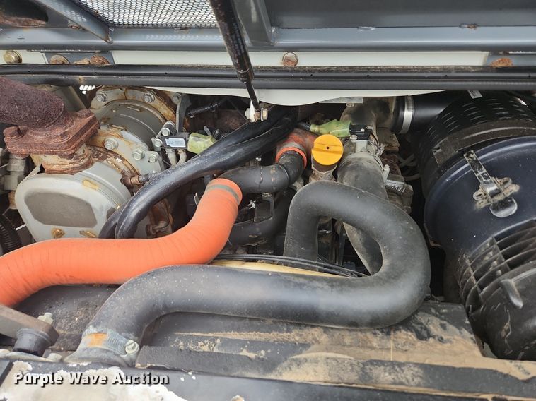 image for item LX9622 2013 Takeuchi TL12  tracked skid steer loader