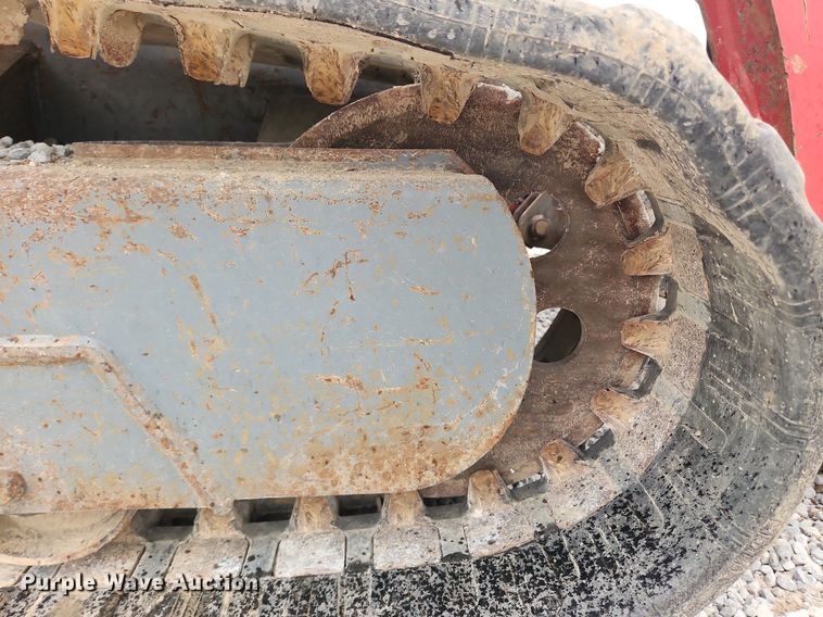 image for item LX9622 2013 Takeuchi TL12  tracked skid steer loader