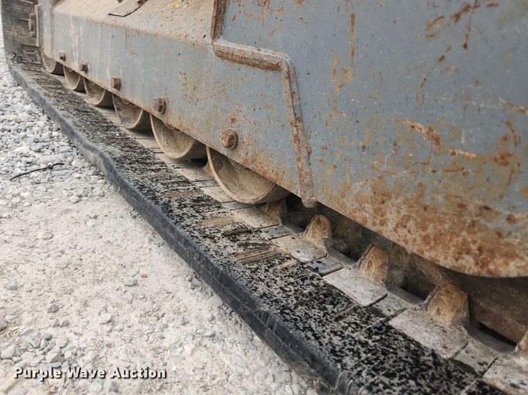 image for item LX9622 2013 Takeuchi TL12  tracked skid steer loader