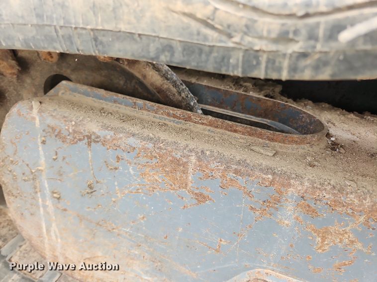 image for item LX9622 2013 Takeuchi TL12  tracked skid steer loader