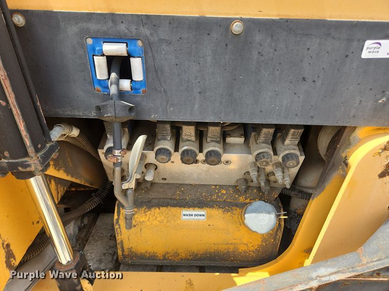 image for item LX9628 Mauldin 1750-C  paver