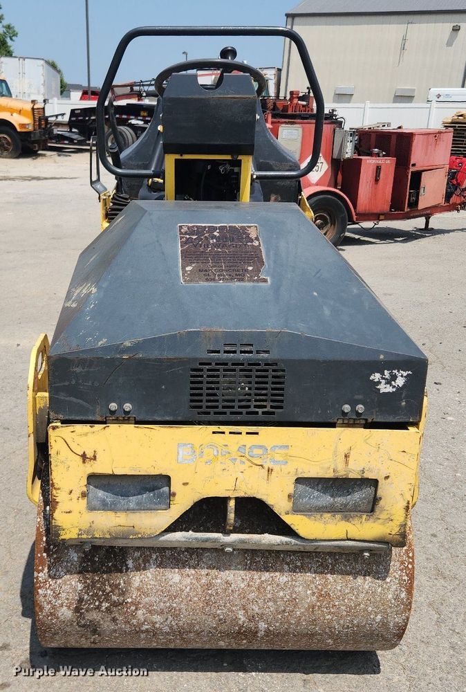 image for item LX9636 Bomag BW900-2  double drum vibratory roller
