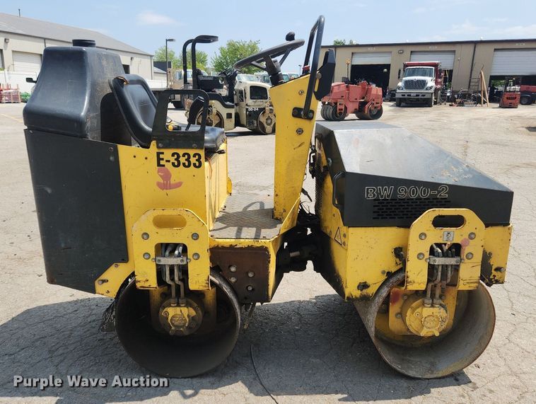 image for item LX9636 Bomag BW900-2  double drum vibratory roller