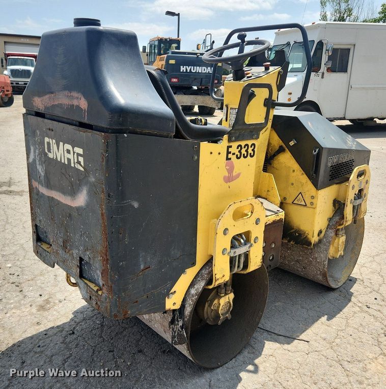image for item LX9636 Bomag BW900-2  double drum vibratory roller