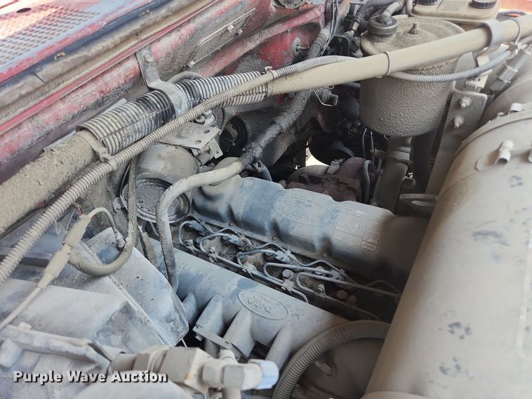 image for item LX9638 1992 Ford F600  flatbed truck