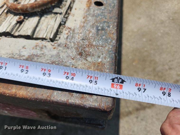 image for item LX9638 1992 Ford F600  flatbed truck