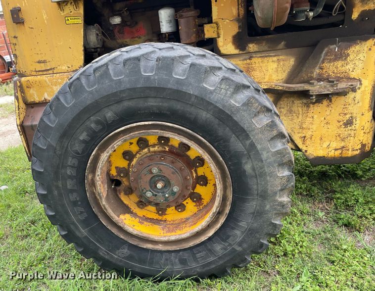 image for item LY9684 Allis Chalmers TL-545  wheel loader