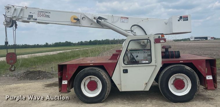 image for item LY9685 Shuttlelift 5540  crane