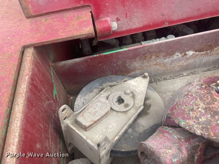 image for item LY9685 Shuttlelift 5540  crane