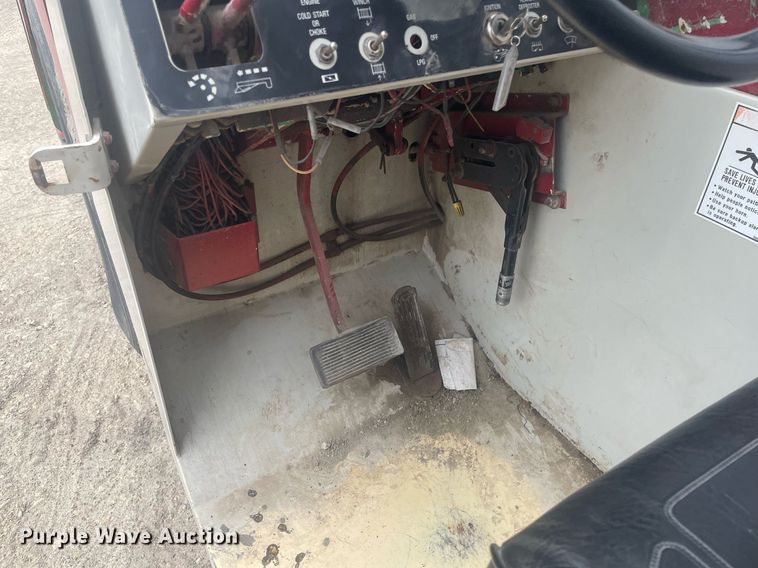 image for item LY9685 Shuttlelift 5540  crane