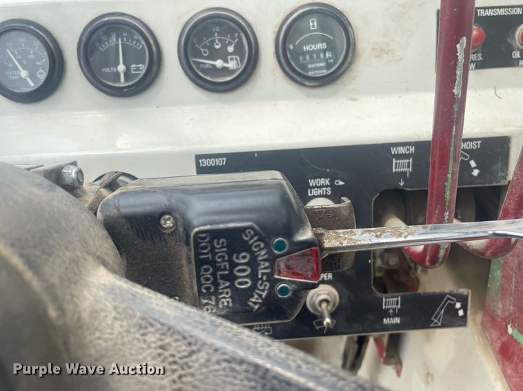 image for item LY9685 Shuttlelift 5540  crane