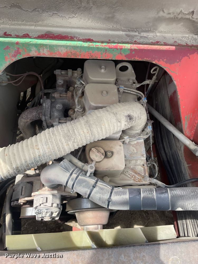 image for item LY9685 Shuttlelift 5540  crane