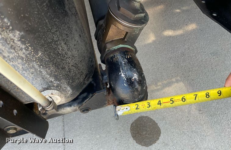 image for item LY9731 2001 International 2554  sewer jetter truck