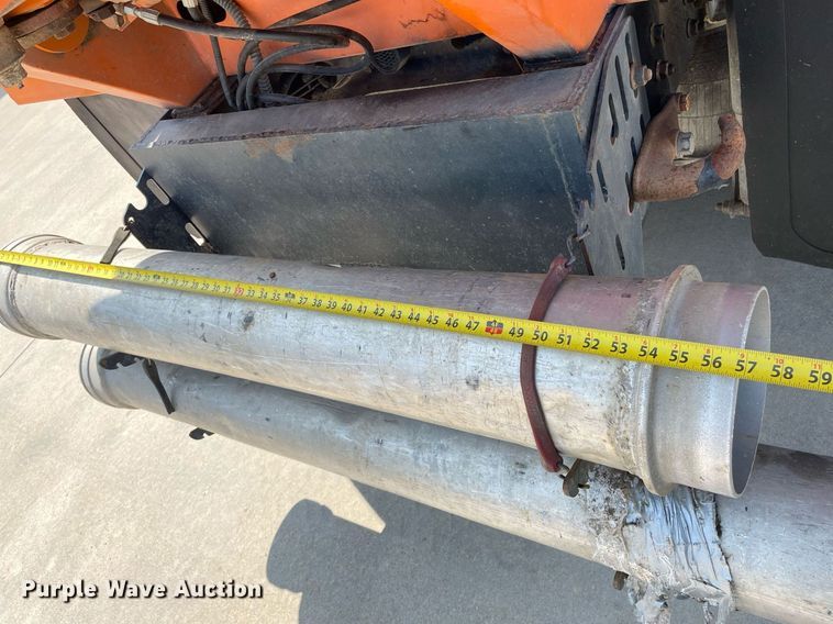 image for item LY9731 2001 International 2554  sewer jetter truck