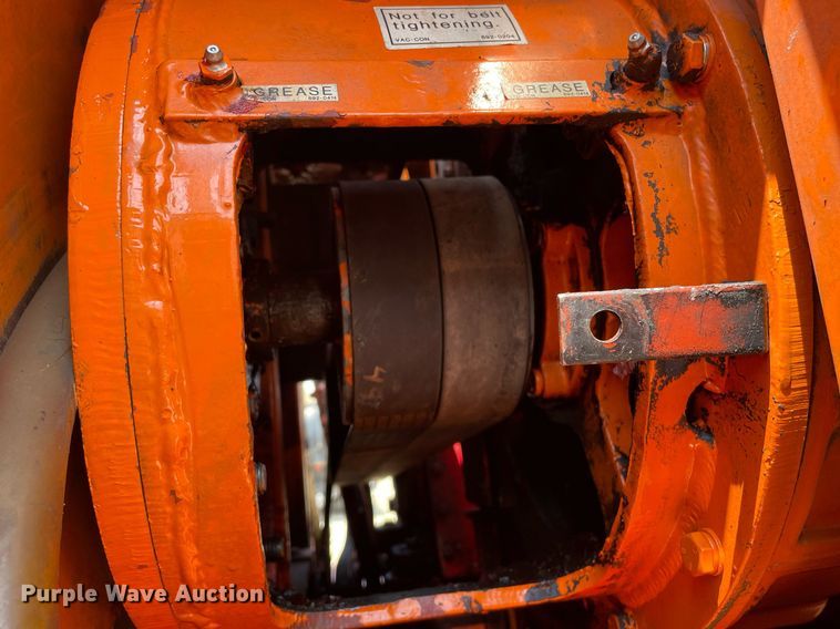 image for item LY9731 2001 International 2554  sewer jetter truck