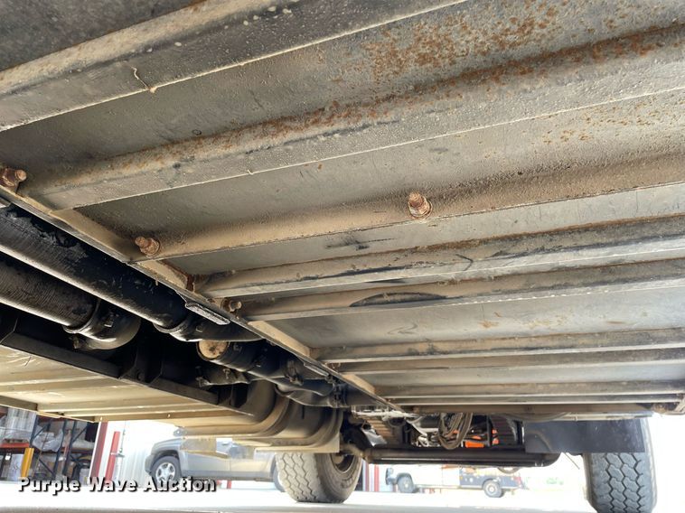 image for item LY9731 2001 International 2554  sewer jetter truck