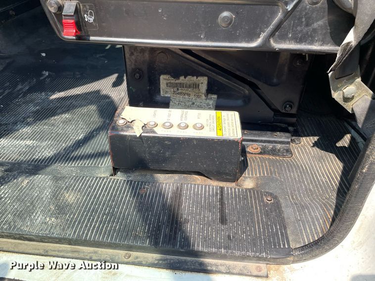 image for item LY9731 2001 International 2554  sewer jetter truck