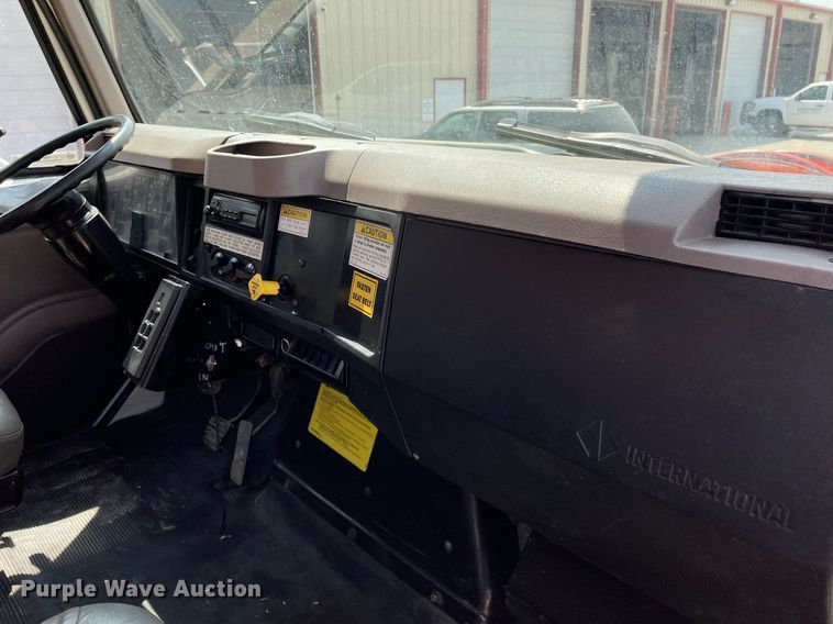 image for item LY9731 2001 International 2554  sewer jetter truck