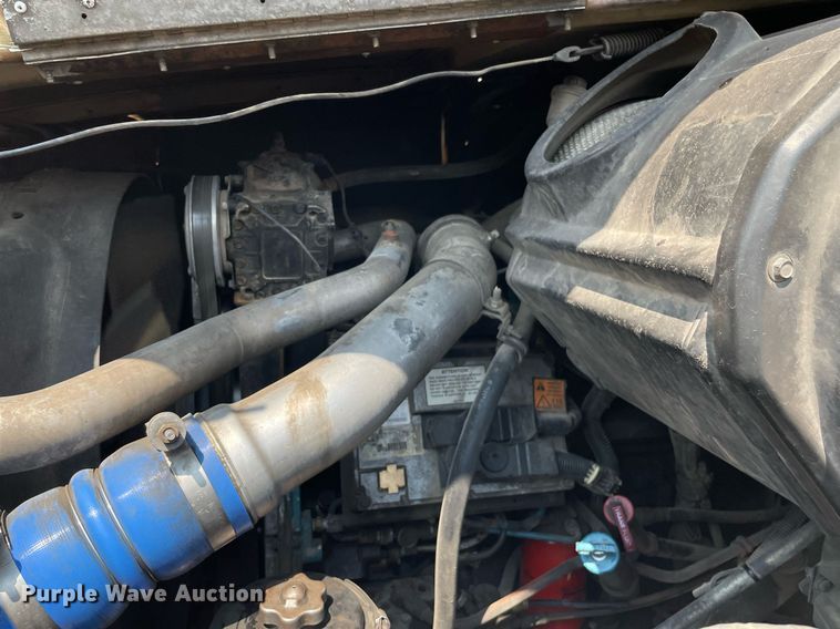 image for item LY9731 2001 International 2554  sewer jetter truck