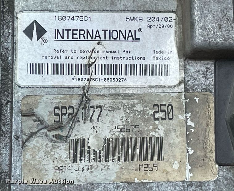 image for item LY9731 2001 International 2554  sewer jetter truck