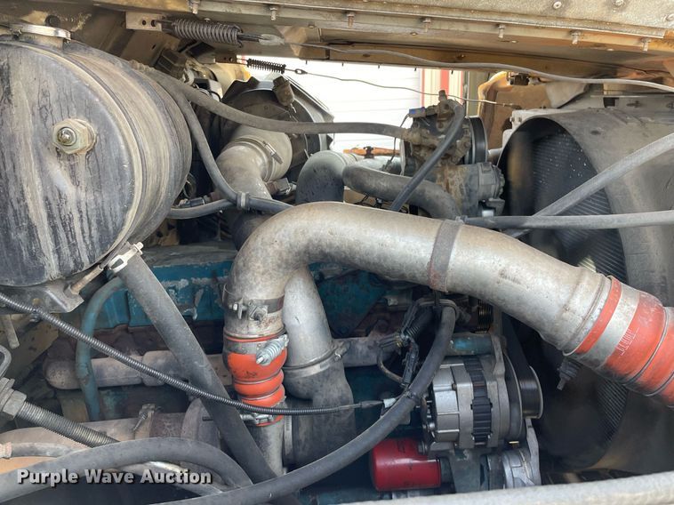 image for item LY9731 2001 International 2554  sewer jetter truck