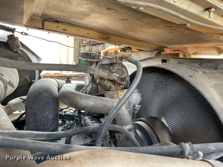 image for item LY9731 2001 International 2554  sewer jetter truck