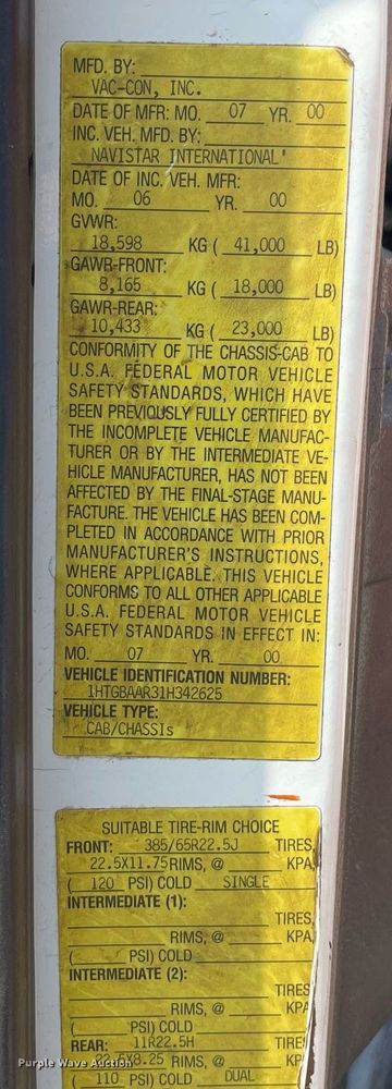 image for item LY9731 2001 International 2554  sewer jetter truck