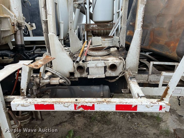 image for item LY9732 2007 Sterling LT9500  sewer jetter truck