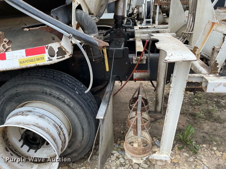 image for item LY9732 2007 Sterling LT9500  sewer jetter truck