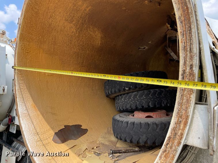 image for item LY9732 2007 Sterling LT9500  sewer jetter truck