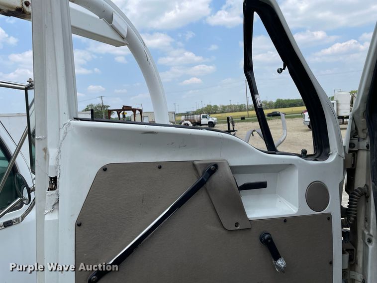 image for item LY9732 2007 Sterling LT9500  sewer jetter truck