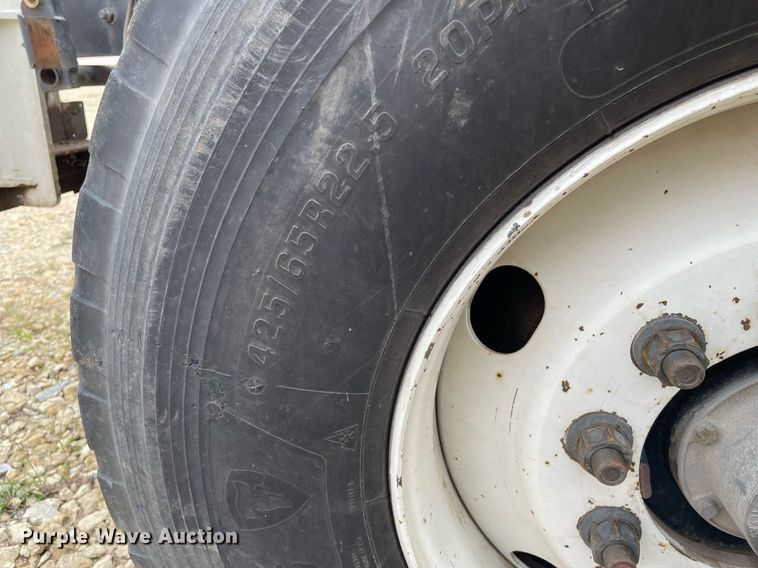 image for item LY9732 2007 Sterling LT9500  sewer jetter truck