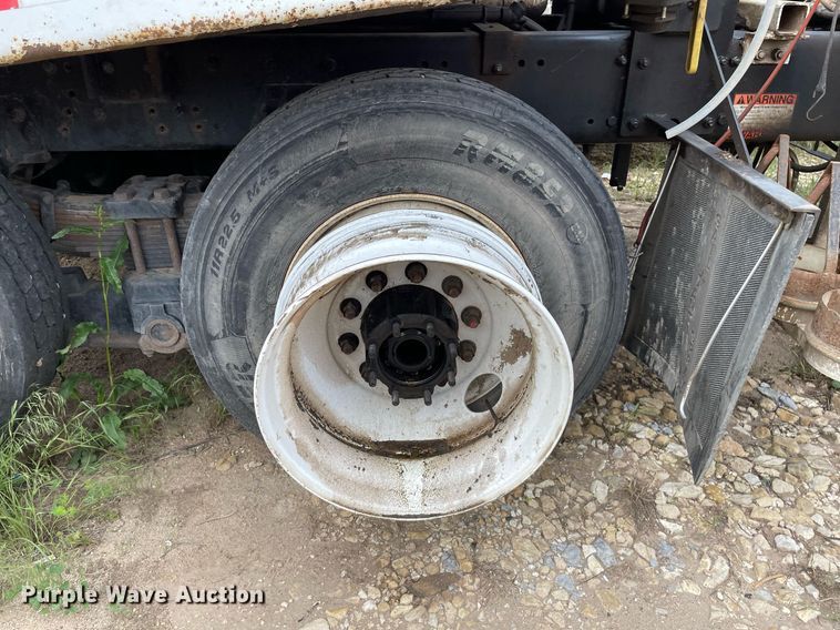 image for item LY9732 2007 Sterling LT9500  sewer jetter truck