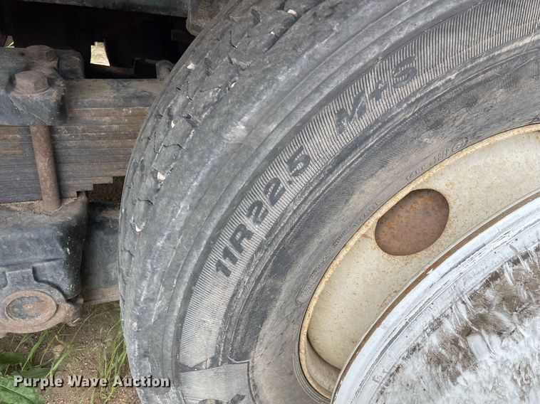 image for item LY9732 2007 Sterling LT9500  sewer jetter truck