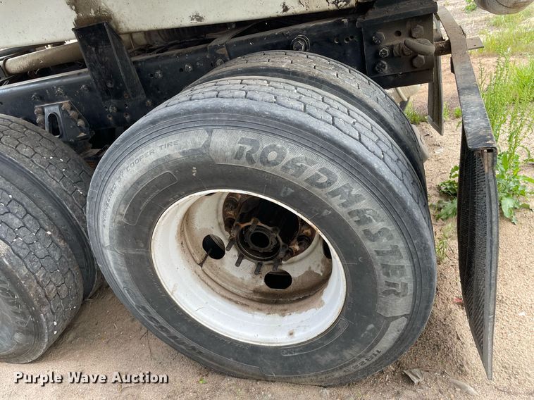 image for item LY9732 2007 Sterling LT9500  sewer jetter truck