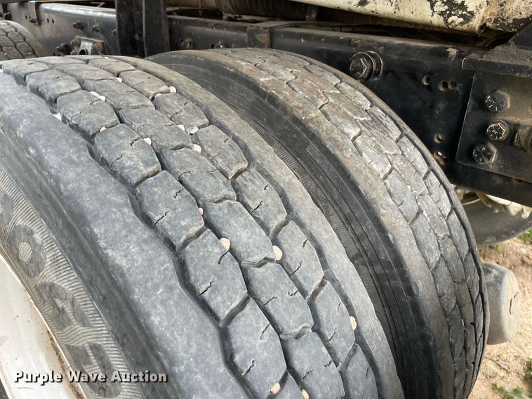 image for item LY9732 2007 Sterling LT9500  sewer jetter truck