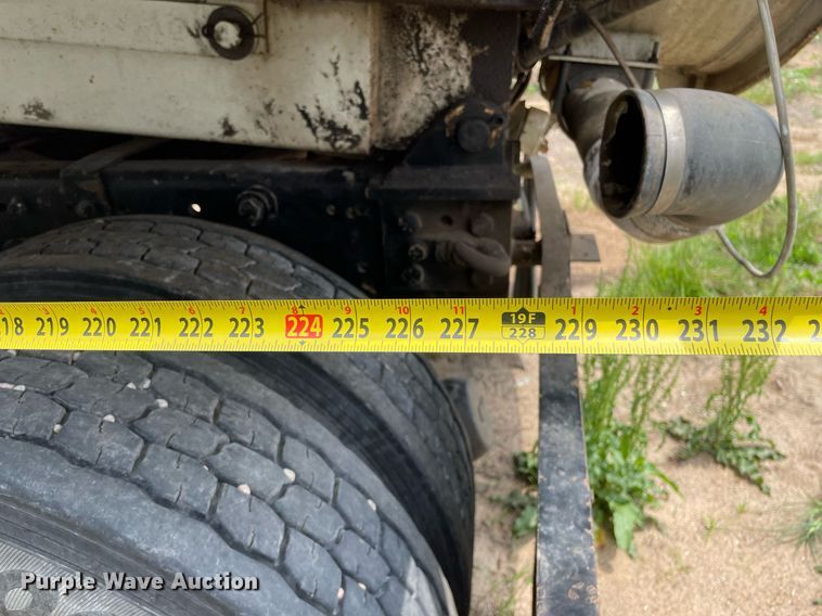 image for item LY9732 2007 Sterling LT9500  sewer jetter truck