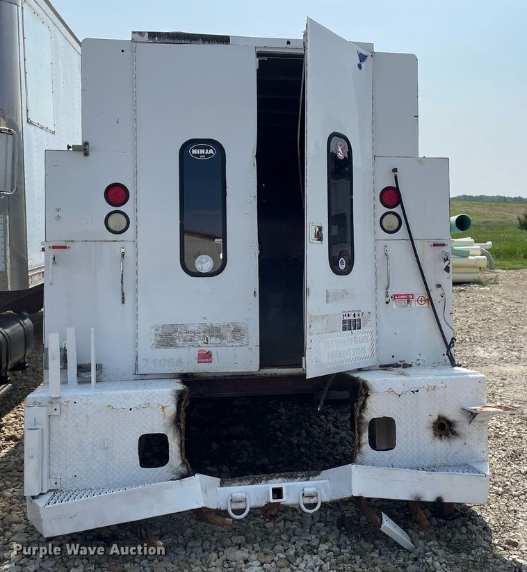 image for item LY9733 Knapheid  service bed