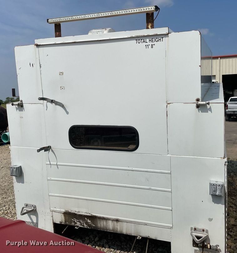 image for item LY9733 Knapheid  service bed