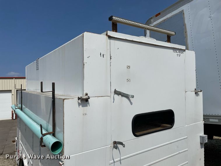 image for item LY9733 Knapheid  service bed