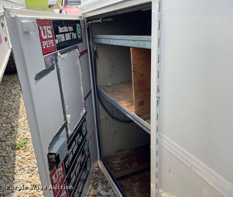 image for item LY9733 Knapheid  service bed