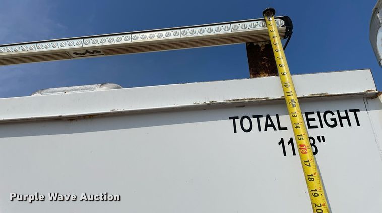 image for item LY9733 Knapheid  service bed