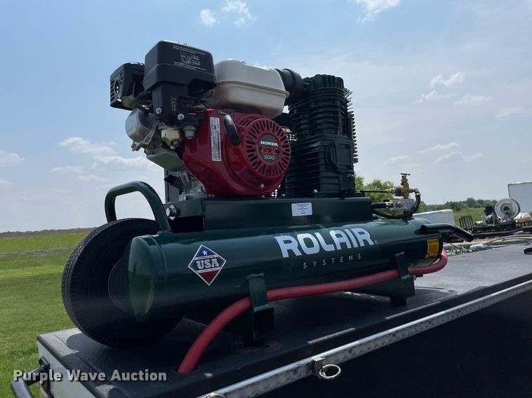 image for item LY9734 2018 Ford F350 Super Duty  Crew Cab utility bed pickup truck