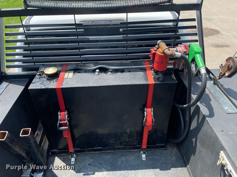 image for item LY9734 2018 Ford F350 Super Duty  Crew Cab utility bed pickup truck