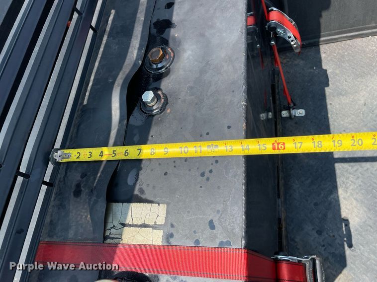 image for item LY9734 2018 Ford F350 Super Duty  Crew Cab utility bed pickup truck